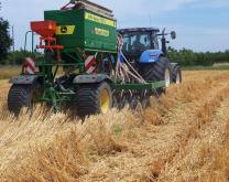 Semis direct de soja dans chaumes blé